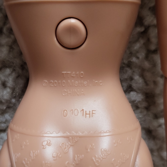 Jonathan Adler Barbie Sofa and Barbie Doll - Picture 8 of 13